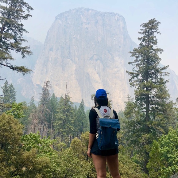 Meet your Posher, Kayla - Picture 1 of 1